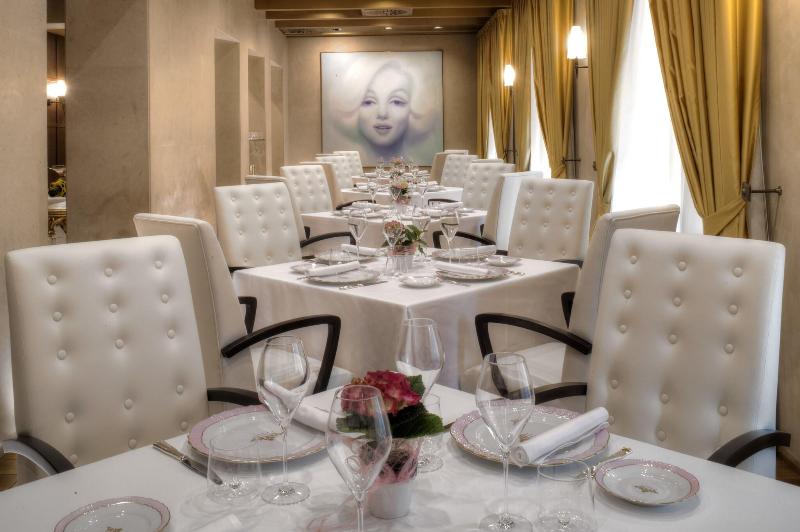 Hotel Rua Frati 48 In San Francesco - Restoran