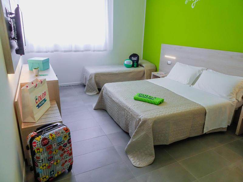 Color Green Village Cesenatico Family - Oda