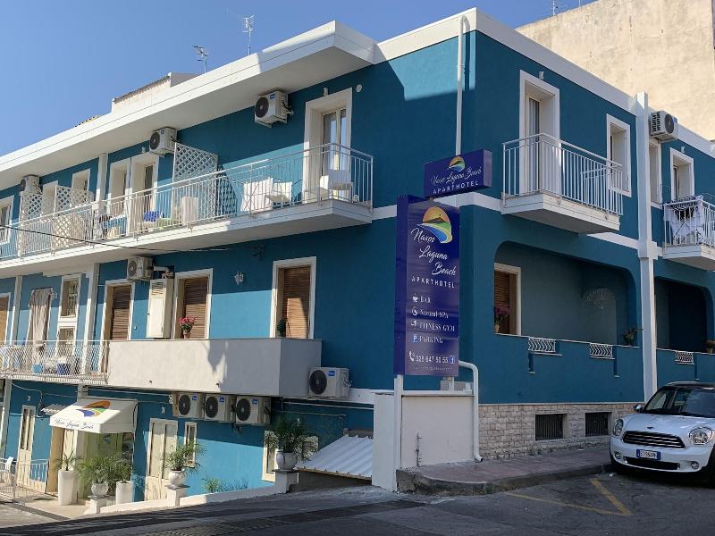 Naxos Laguna Beach - Genel