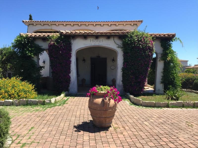 Hotel Terra Di Gallura - Genel