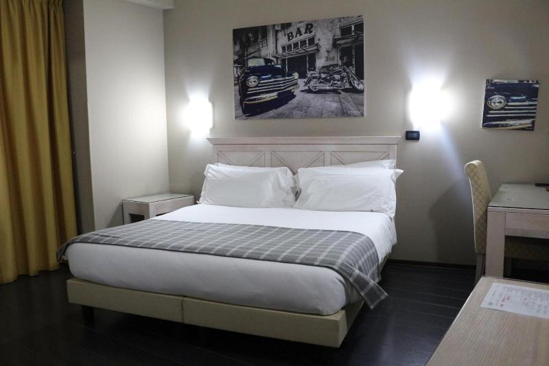 Hotel Garibaldi - Oda