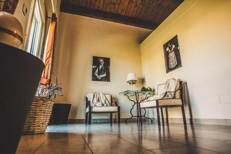 Il Filaro Del Castello Di San Basilio - Lobi