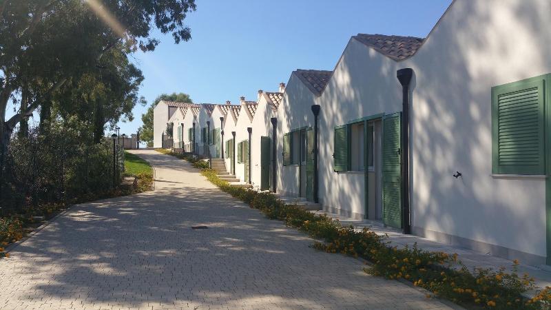 Il Filaro Del Castello Di San Basilio - Oda