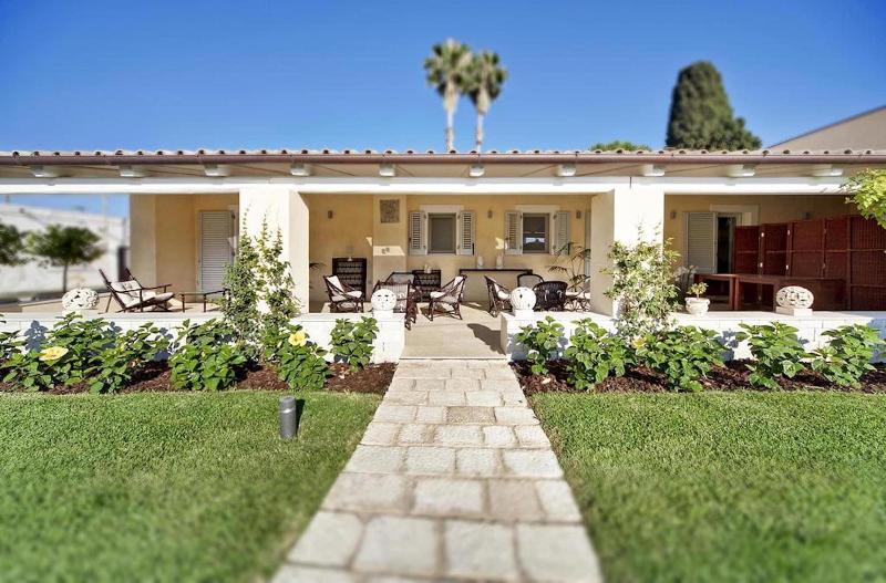 Donna Coraly Resort - Lobi