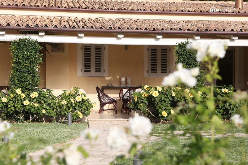 Donna Coraly Resort - Teras