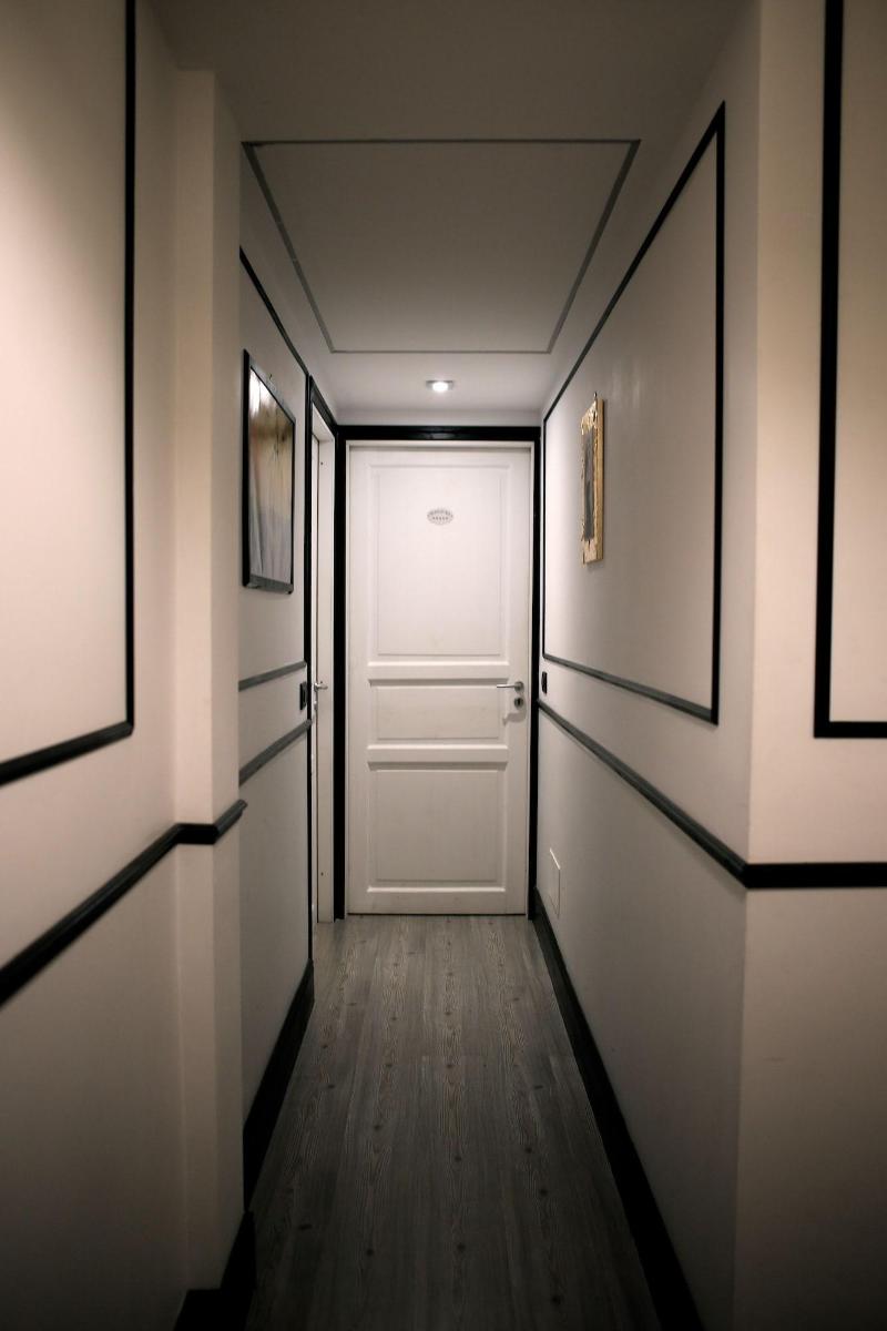 Royal Suite Du Vatican - Lobi