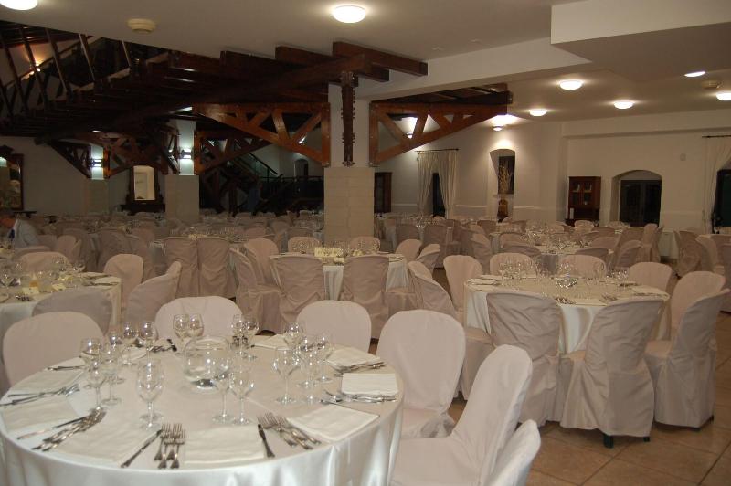 Nuovo Castello Crisilio - Aktivite
