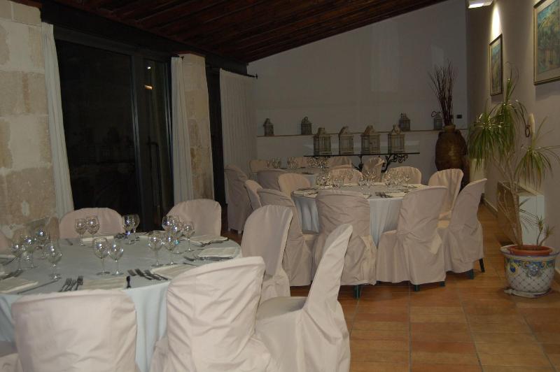 Nuovo Castello Crisilio - Aktivite