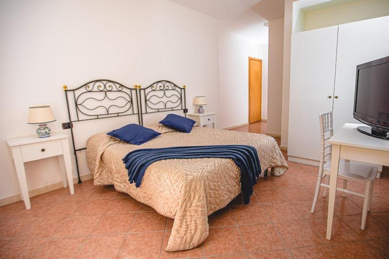 Nuovo Castello Crisilio - Oda