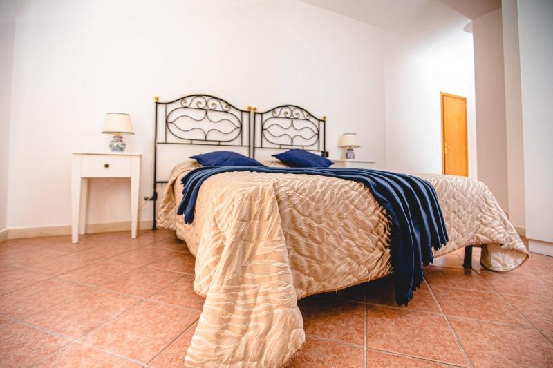 Nuovo Castello Crisilio - Oda