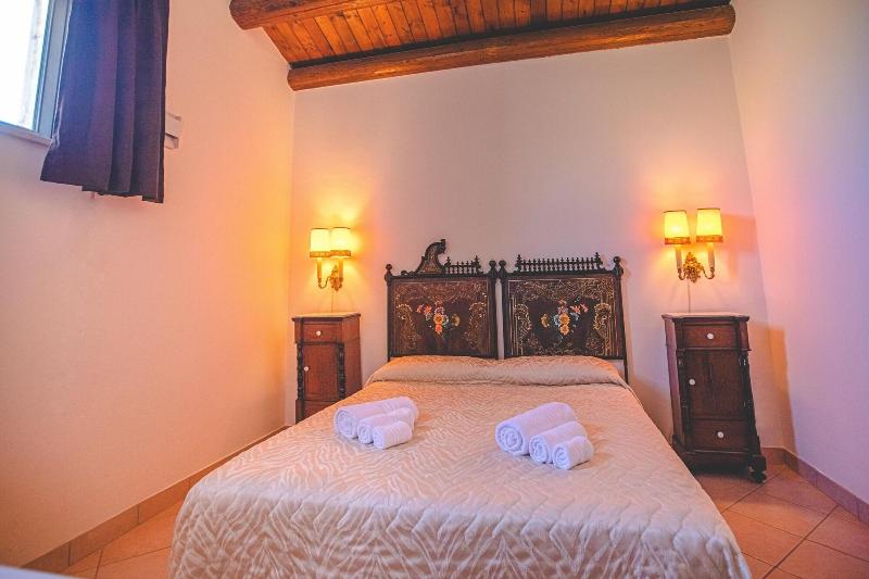 Nuovo Castello Crisilio - Oda