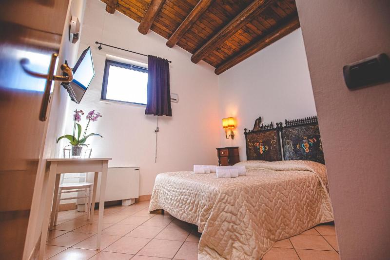 Nuovo Castello Crisilio - Oda