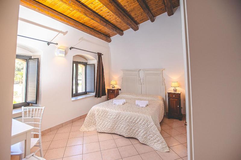 Nuovo Castello Crisilio - Oda