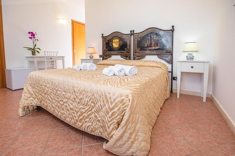 Nuovo Castello Crisilio - Oda