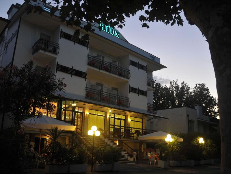 Hotel Lux - Genel