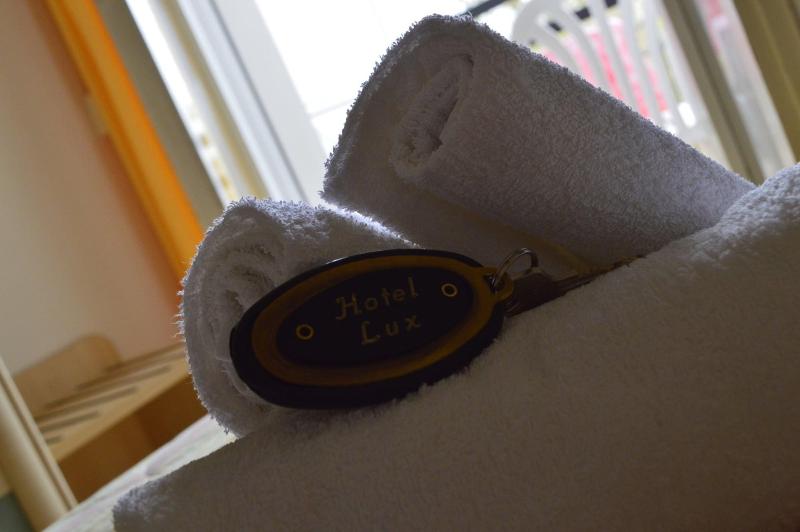 Hotel Lux - Oda