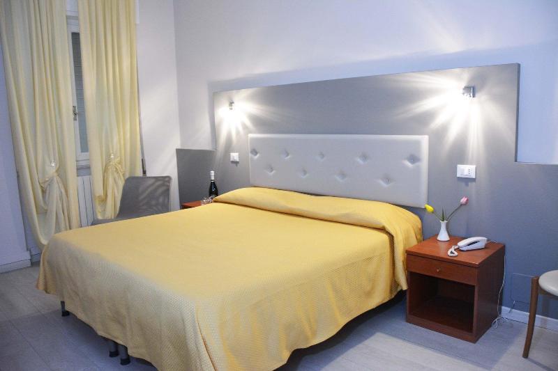 City Hotel - Oda
