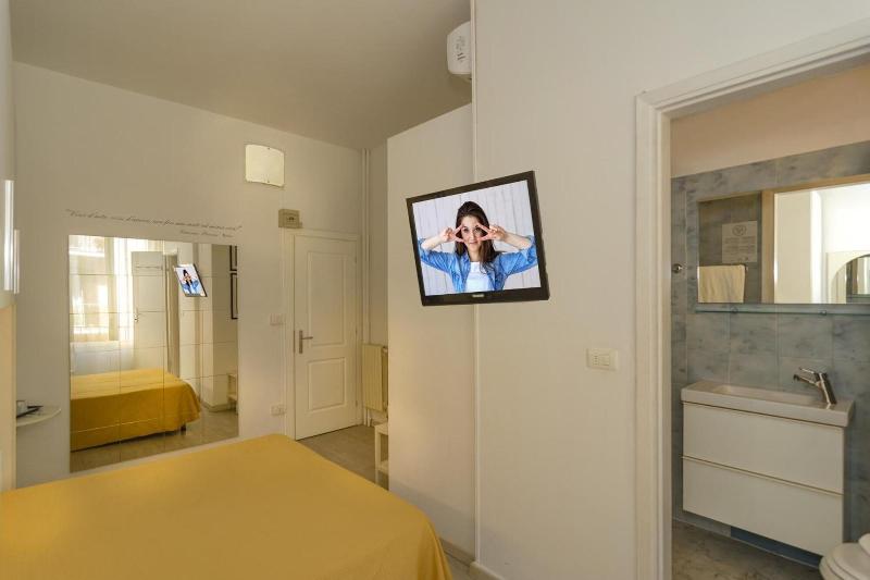 City Hotel - Oda