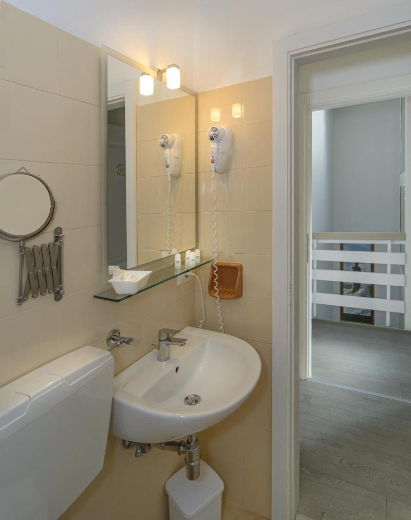 City Hotel - Oda