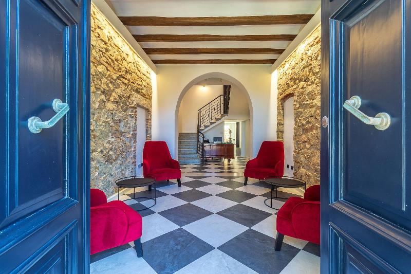 Raphael Hotel - Lobi