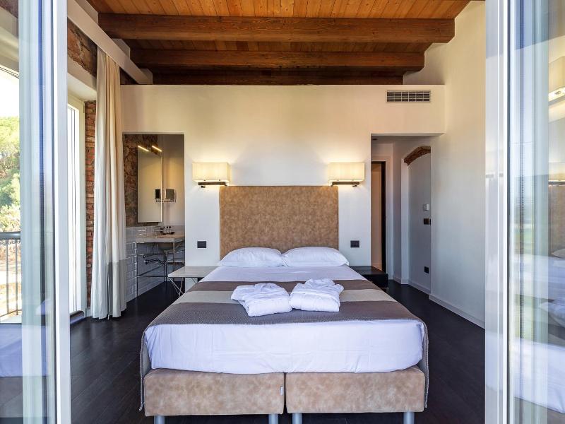 Raphael Hotel - Genel