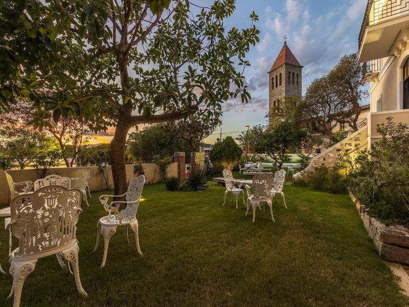 Raphael Hotel - Genel