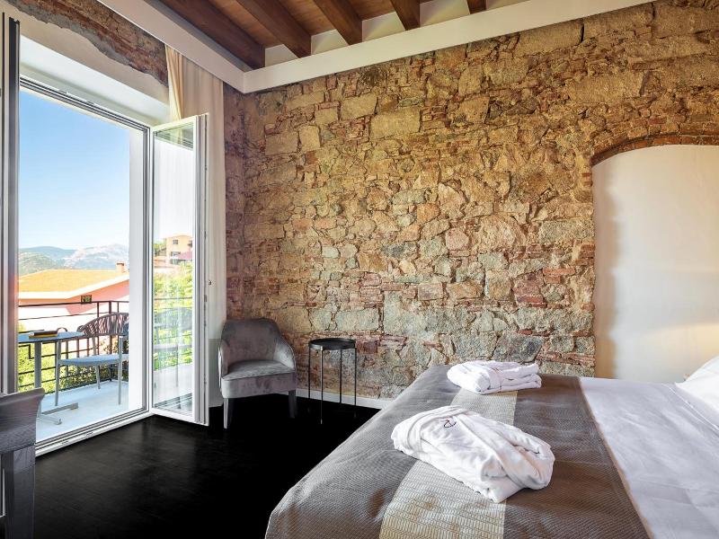 Raphael Hotel - Oda