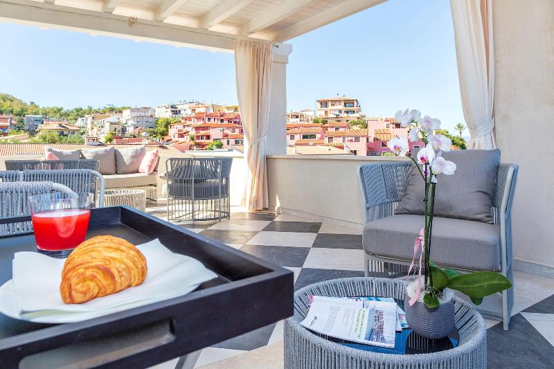 Raphael Hotel - Teras