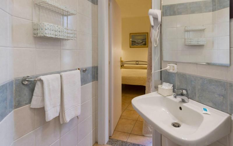 Palau City Hotel - Oda