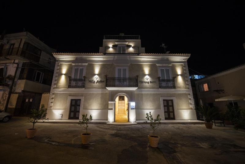 Villa Adua - Genel