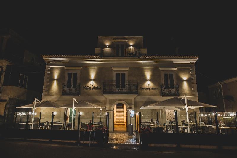 Villa Adua - Genel