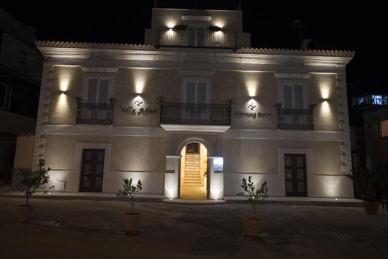 Villa Adua - Genel