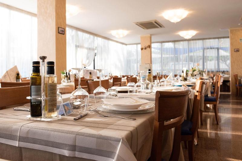 Hotel Paradiso Grottammare - Restoran
