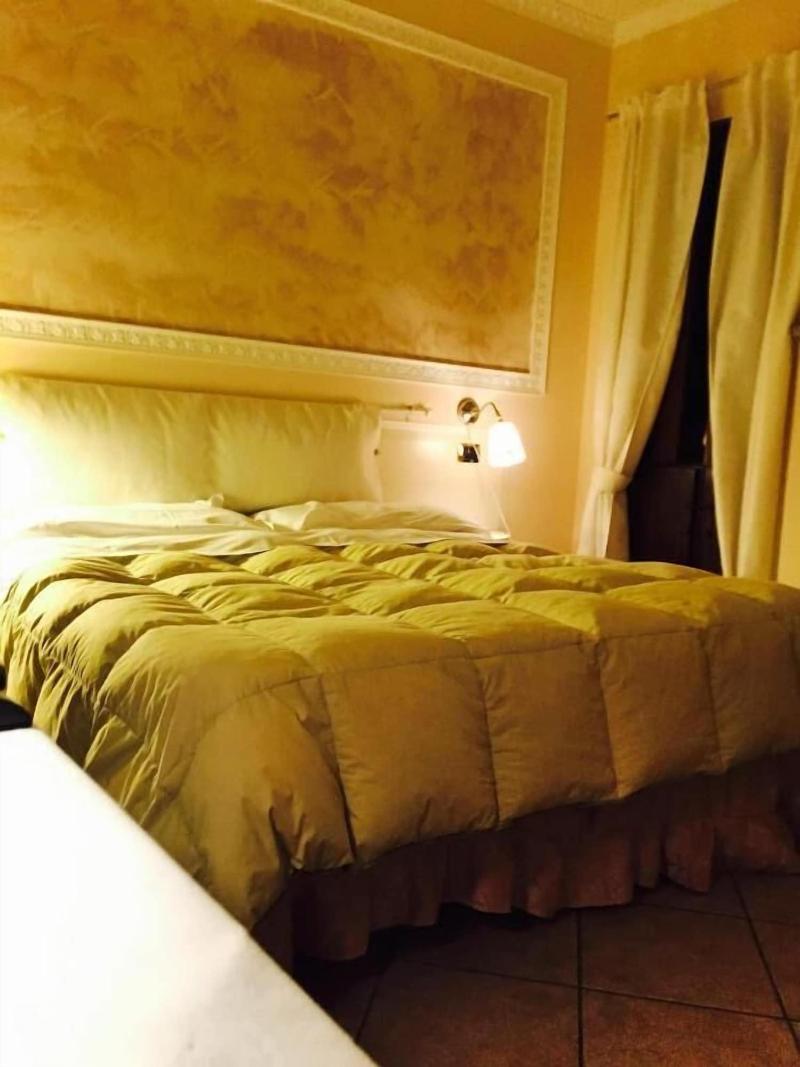 Hotel Martin - Oda