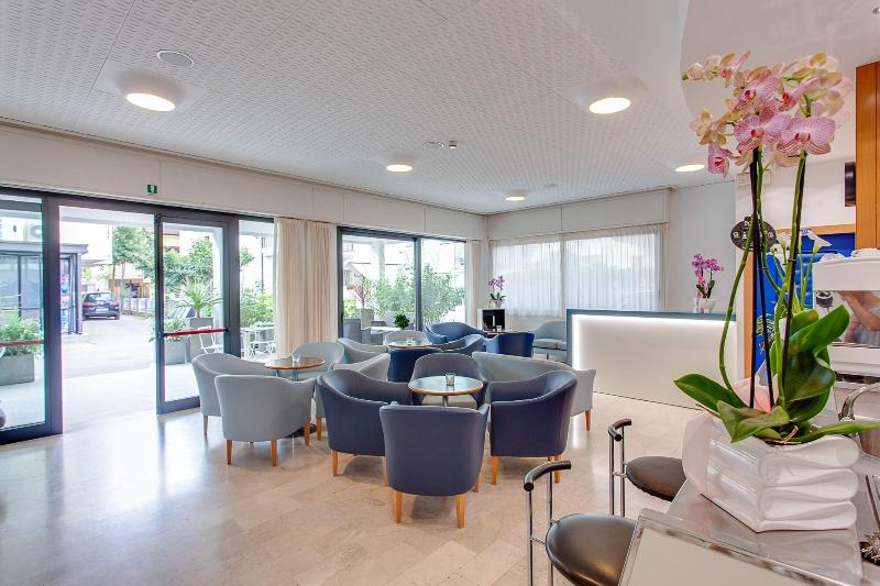 Hotel Eugenio - Lobi