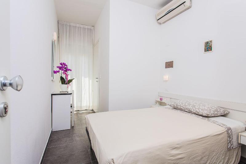 Hotel Eugenio - Oda
