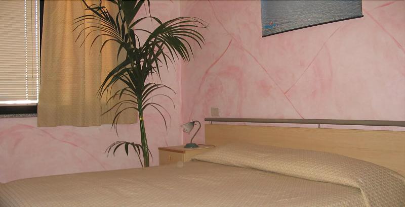 Rosa Hotel - Oda