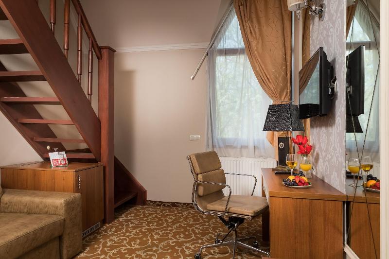 Golden Ball Club Hotel & Fitness - Genel