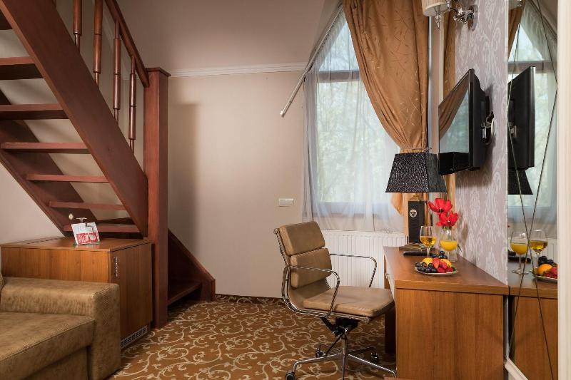 Golden Ball Club Hotel & Fitness - Genel