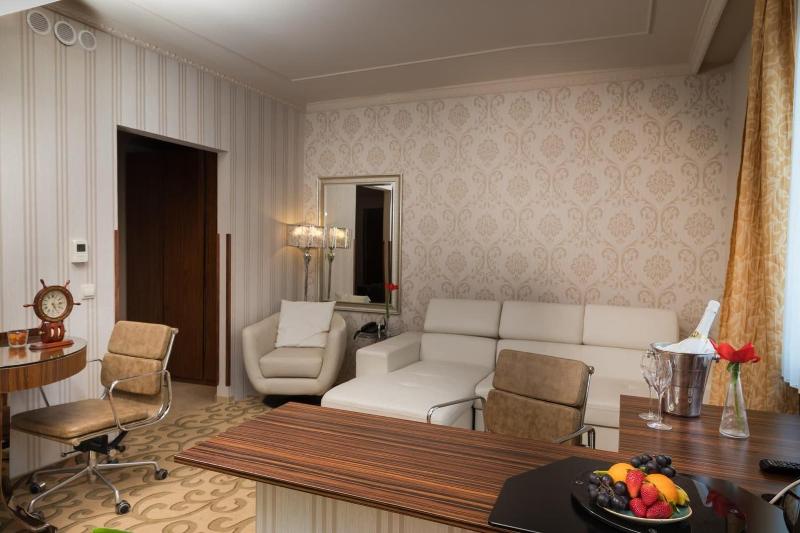 Golden Ball Club Hotel & Fitness - Oda