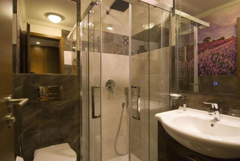 Golden Ball Club Hotel & Fitness - Oda