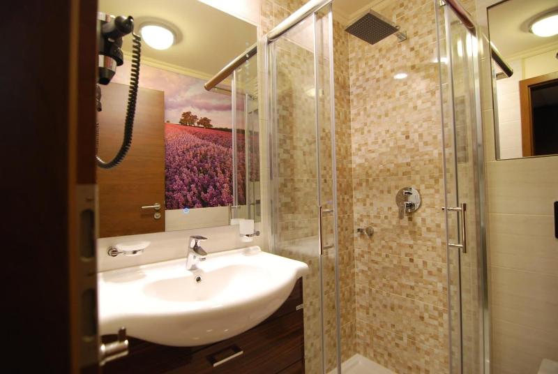 Golden Ball Club Hotel & Fitness - Oda