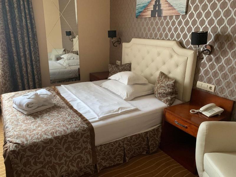 Golden Ball Club Hotel & Fitness - Oda