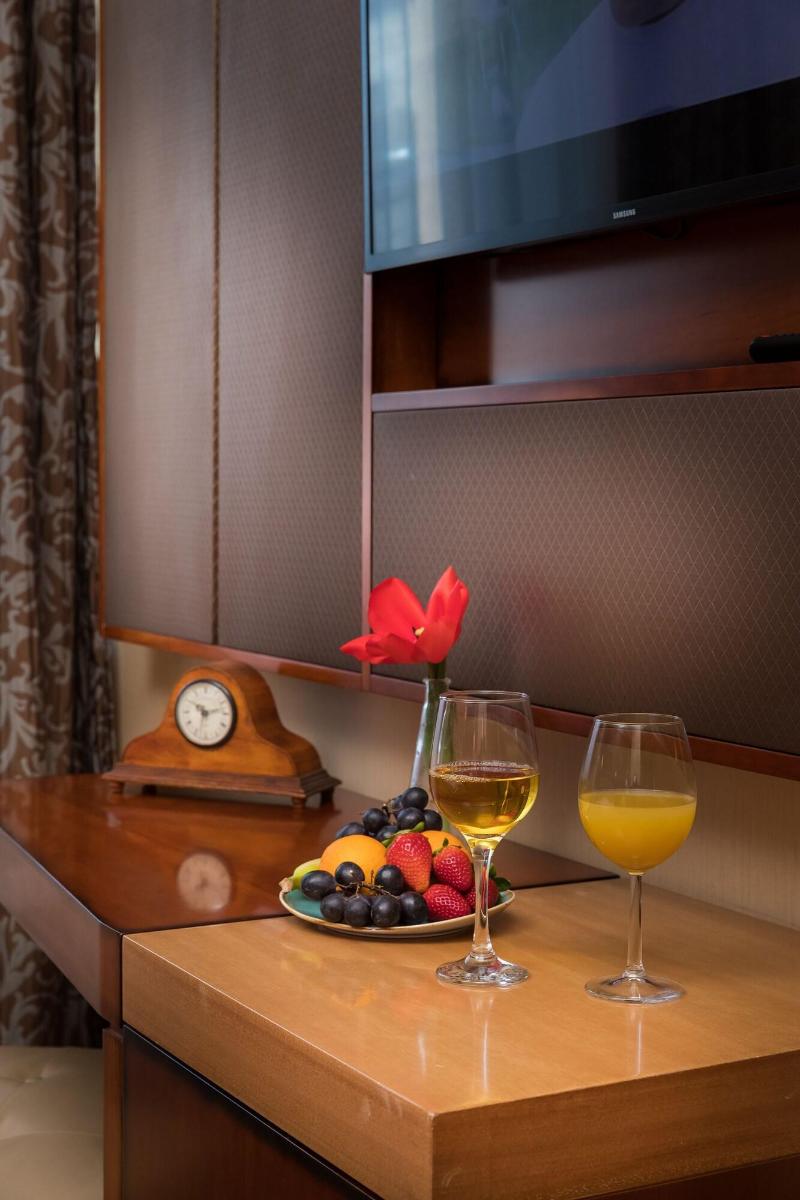 Golden Ball Club Hotel & Fitness - Oda