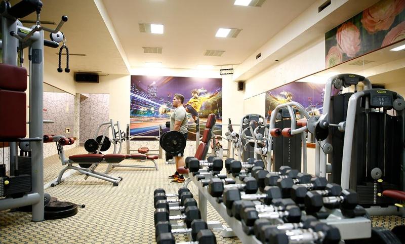Golden Ball Club Hotel & Fitness - Havuz