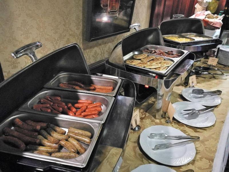 Golden Ball Club Hotel & Fitness - Restoran