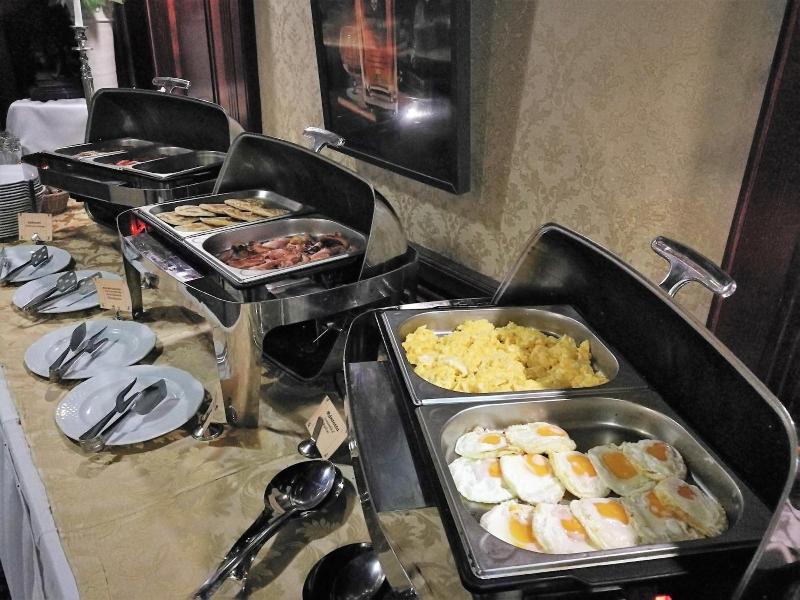 Golden Ball Club Hotel & Fitness - Restoran