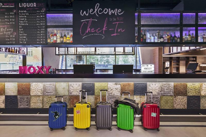 Moxy Lausanne City - Lobi
