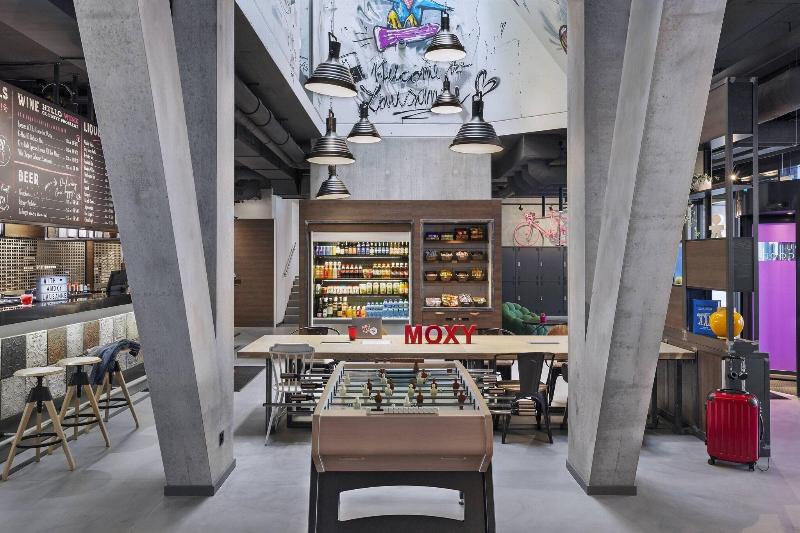 Moxy Lausanne City - Genel