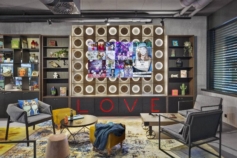 Moxy Lausanne City - Oda